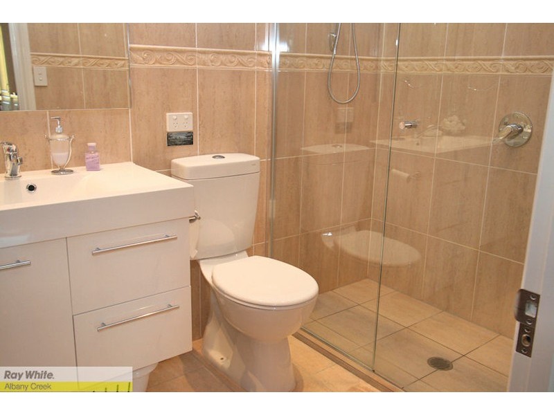 691 Clear Mountain Rd, Clear Mountain QLD 4500