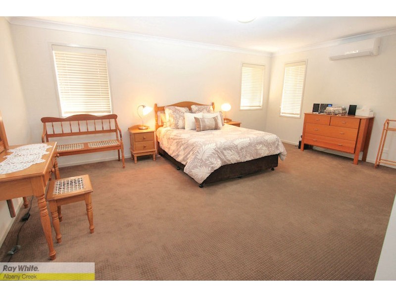 Eatons Hill QLD 4037