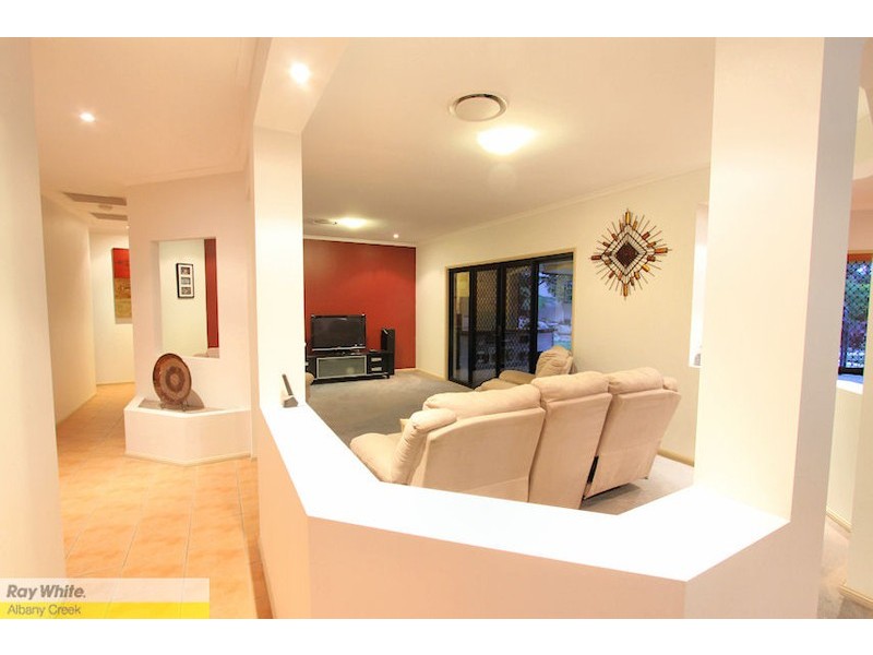 44 Ira Buckby Rd West, Cashmere QLD 4500