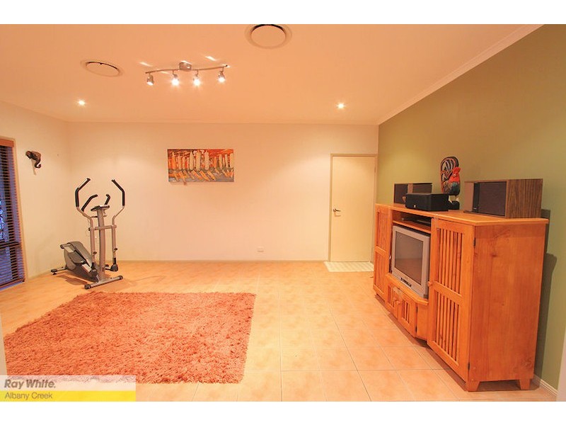 44 Ira Buckby Rd West, Cashmere QLD 4500