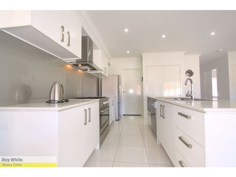 149 Faheys Rd West, Albany Creek QLD 4035