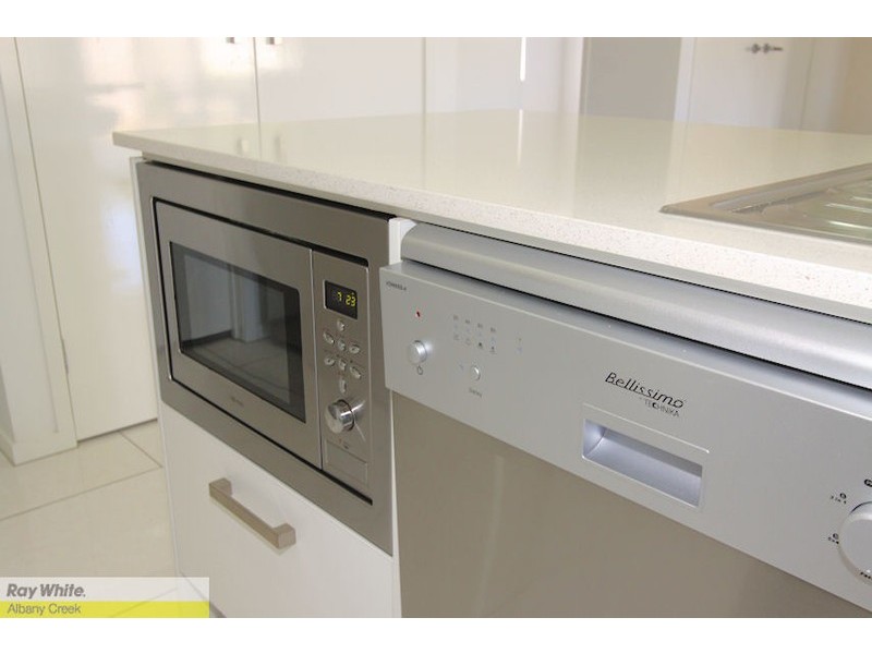 149 Faheys Rd West, Albany Creek QLD 4035