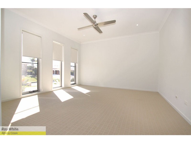 149 Faheys Rd West, Albany Creek QLD 4035