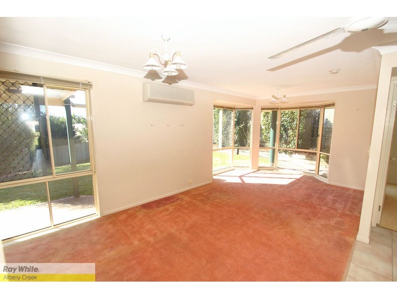 3 Wanda Ct, Albany Creek QLD 4035