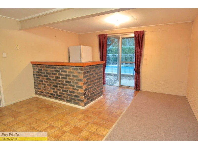 35 Avon Cr, Albany Creek QLD 4035