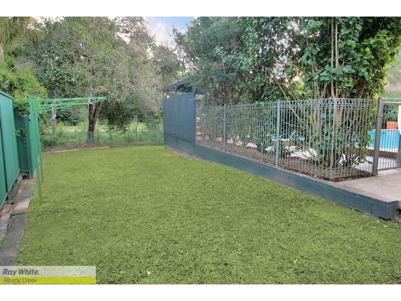 35 Avon Cr, Albany Creek QLD 4035