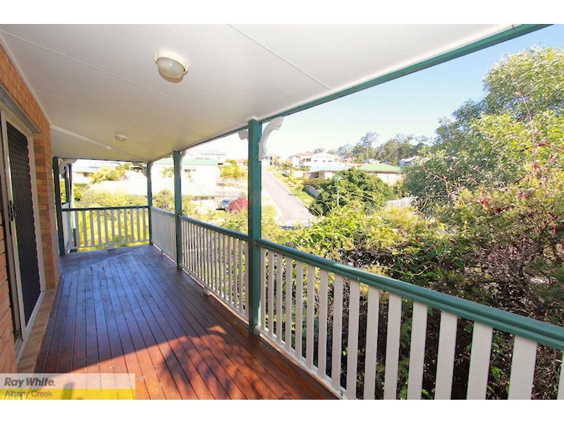 24 Granada Dr, Eatons Hill QLD 4037