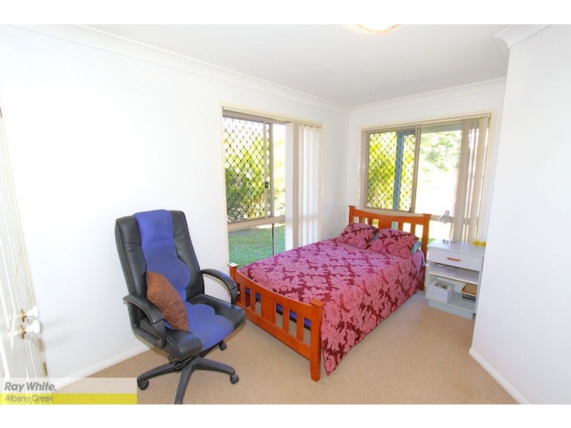 24 Granada Dr, Eatons Hill QLD 4037