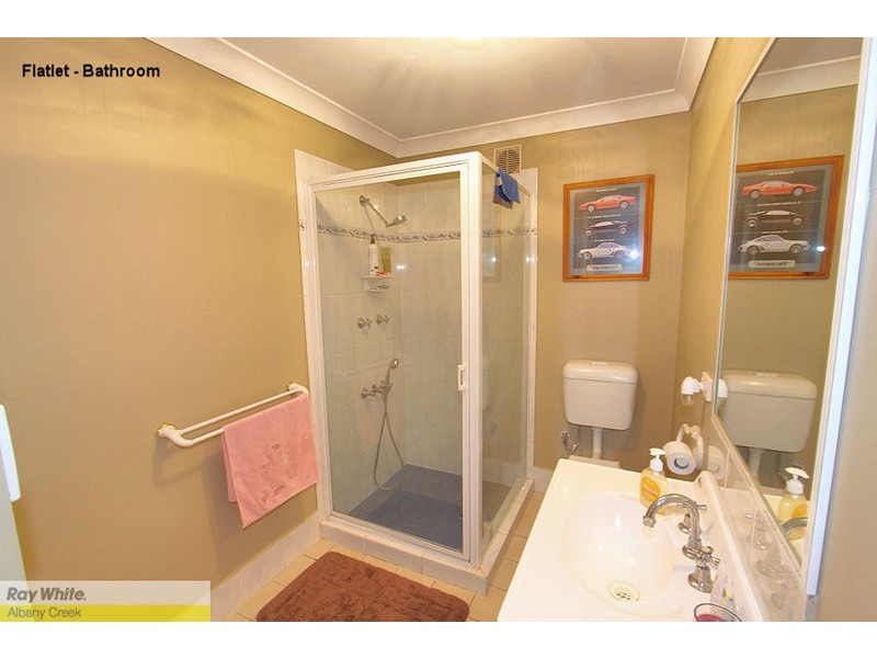 24 Granada Dr, Eatons Hill QLD 4037