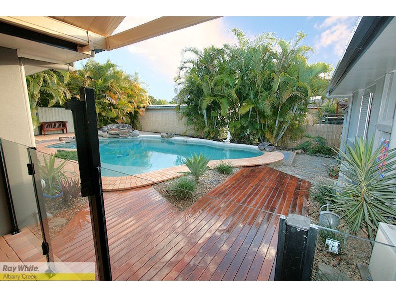 13 Greenaway St, Lawnton QLD 4501