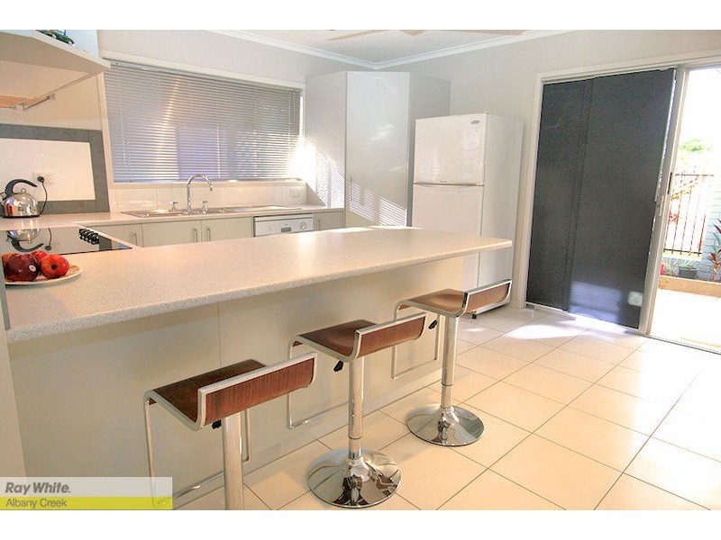 13 Greenaway St, Lawnton QLD 4501