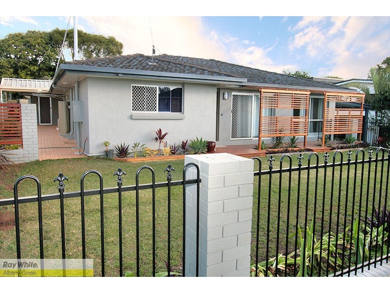 13 Greenaway St, Lawnton QLD 4501