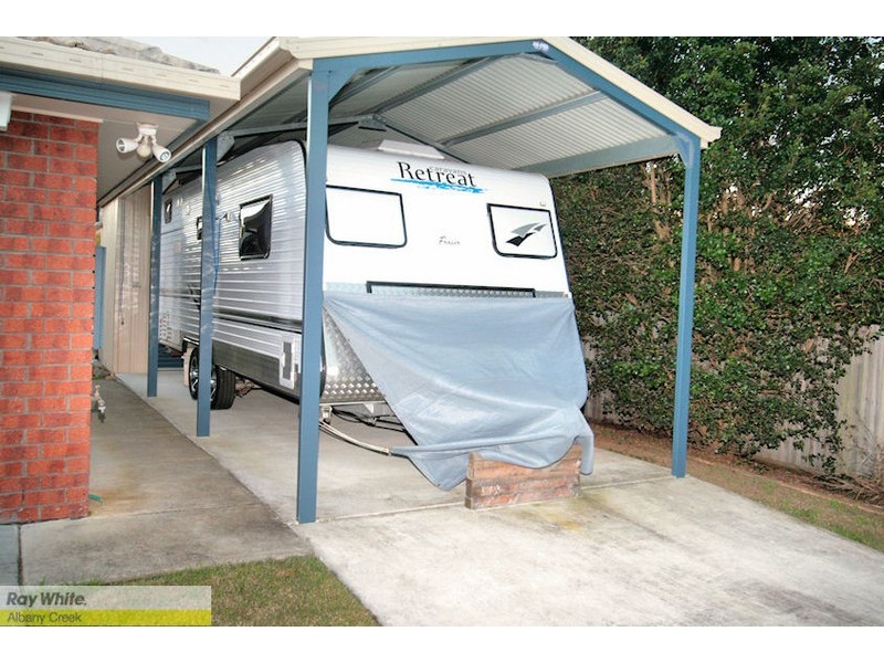 4 Heron Cl, Cashmere QLD 4500