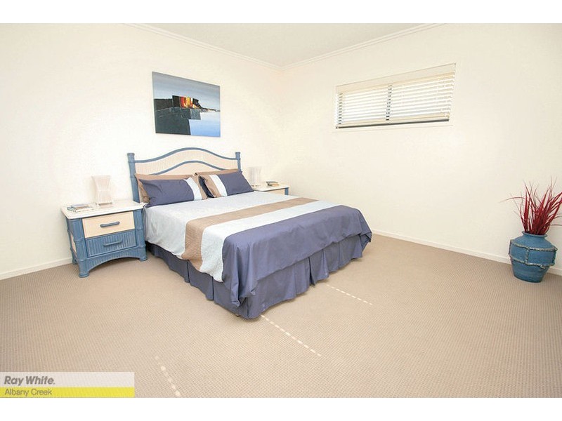 6 Kagan Cl, Bridgeman Downs QLD 4035