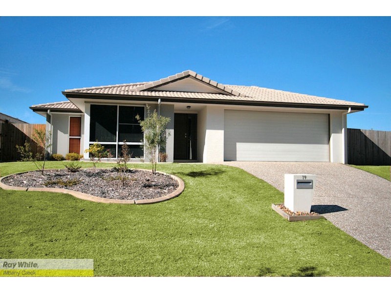 19 Stirling Esp, Griffin QLD 4503