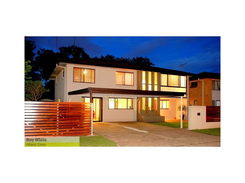 3 Caradon St, Albany Creek QLD 4035