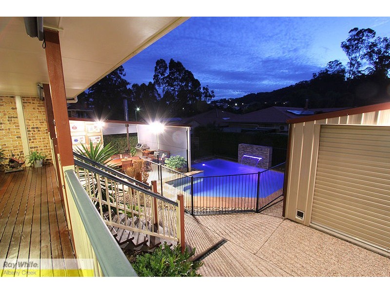 4 Christina Cl, Ferny Grove QLD 4055