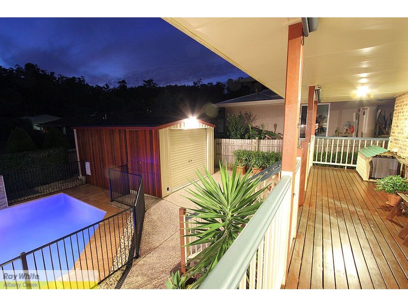 4 Christina Cl, Ferny Grove QLD 4055