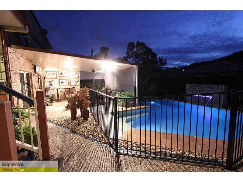 4 Christina Cl, Ferny Grove QLD 4055