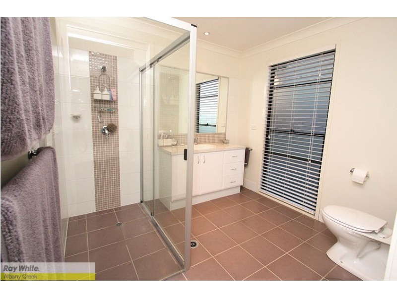 14 Roundelay Ct, Eatons Hill QLD 4037