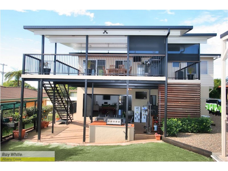 9 Du Kamp St, Albany Creek QLD 4035