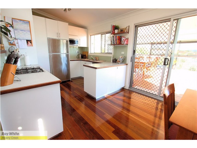 9 Du Kamp St, Albany Creek QLD 4035
