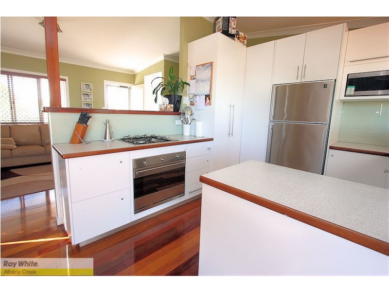 9 Du Kamp St, Albany Creek QLD 4035