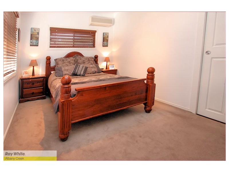 9 Du Kamp St, Albany Creek QLD 4035