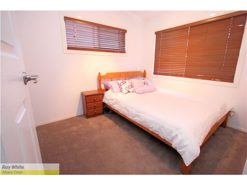 9 Du Kamp St, Albany Creek QLD 4035