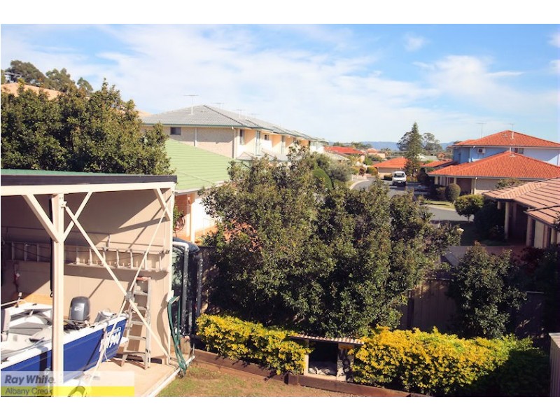 9 Du Kamp St, Albany Creek QLD 4035