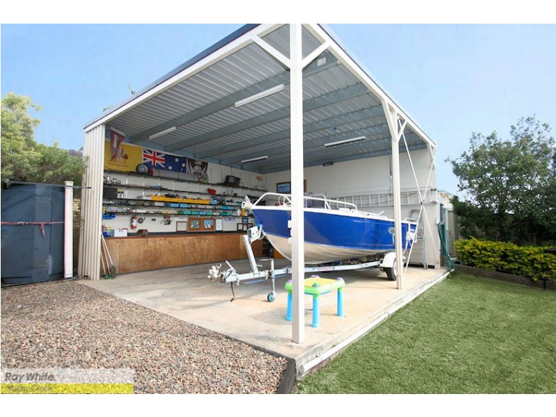 9 Du Kamp St, Albany Creek QLD 4035