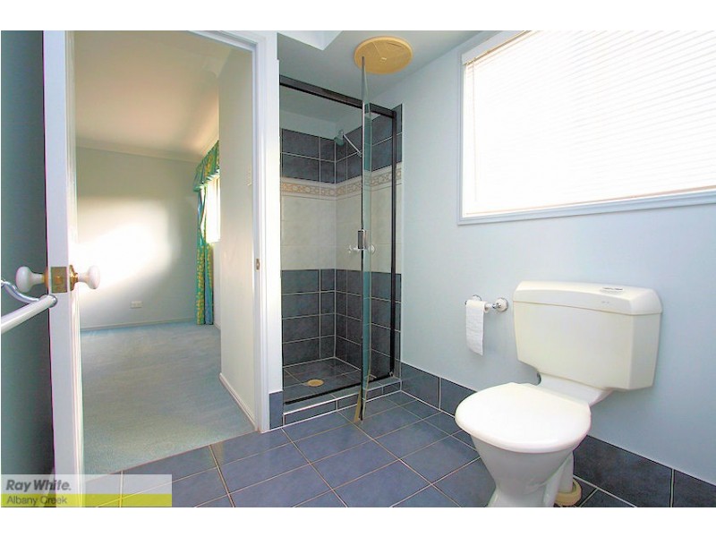 68 Ridley Rd, Bridgeman Downs QLD 4035