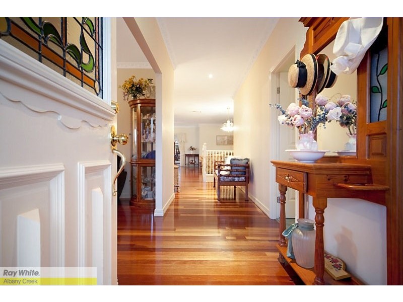 24 Pardalote Pl, Cashmere QLD 4500