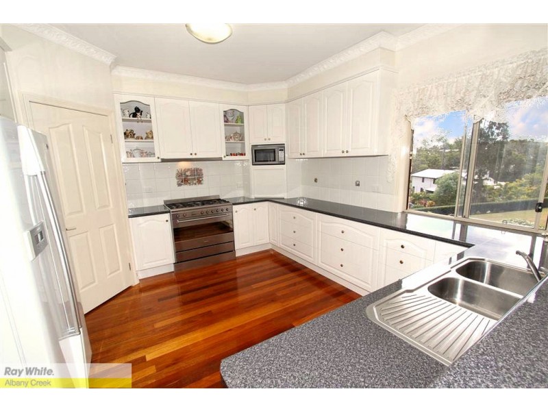 24 Pardalote Pl, Cashmere QLD 4500