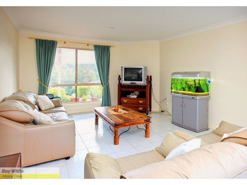 24 Pardalote Pl, Cashmere QLD 4500