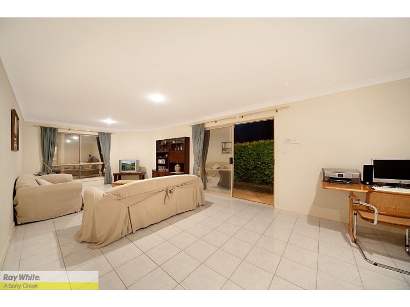 24 Pardalote Pl, Cashmere QLD 4500