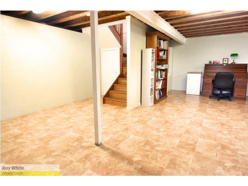 13 Bangalow Pl, Albany Creek QLD 4035