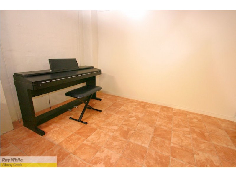 13 Bangalow Pl, Albany Creek QLD 4035