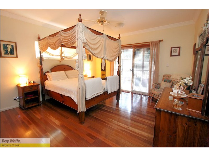 Eatons Hill QLD 4037