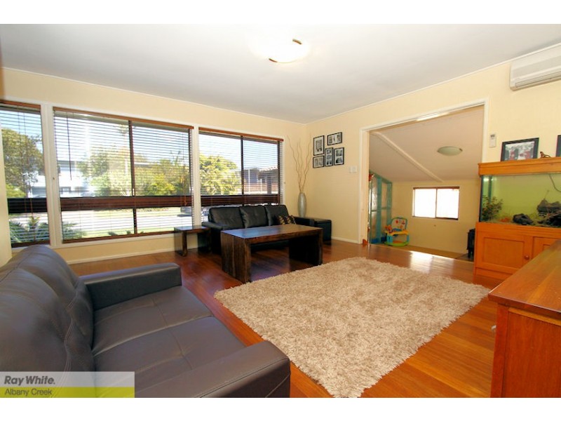 16 Balswidden St, Albany Creek QLD 4035