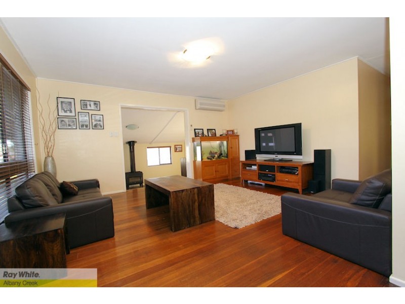 16 Balswidden St, Albany Creek QLD 4035