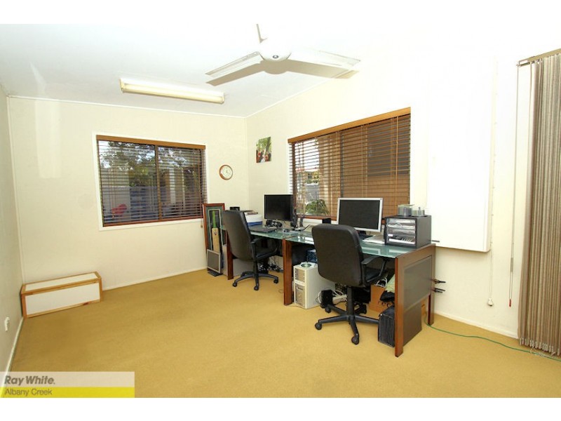 16 Balswidden St, Albany Creek QLD 4035