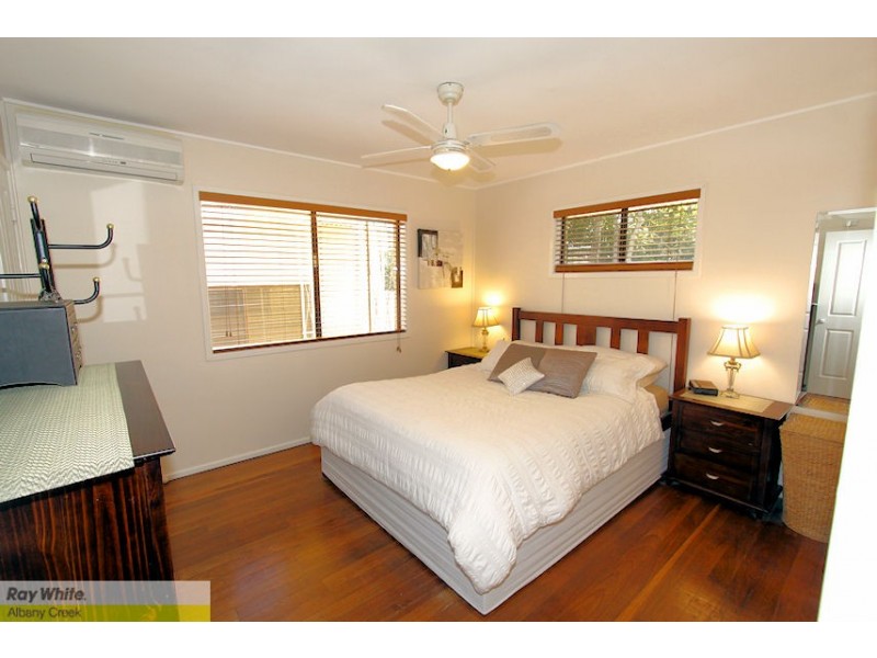 16 Balswidden St, Albany Creek QLD 4035