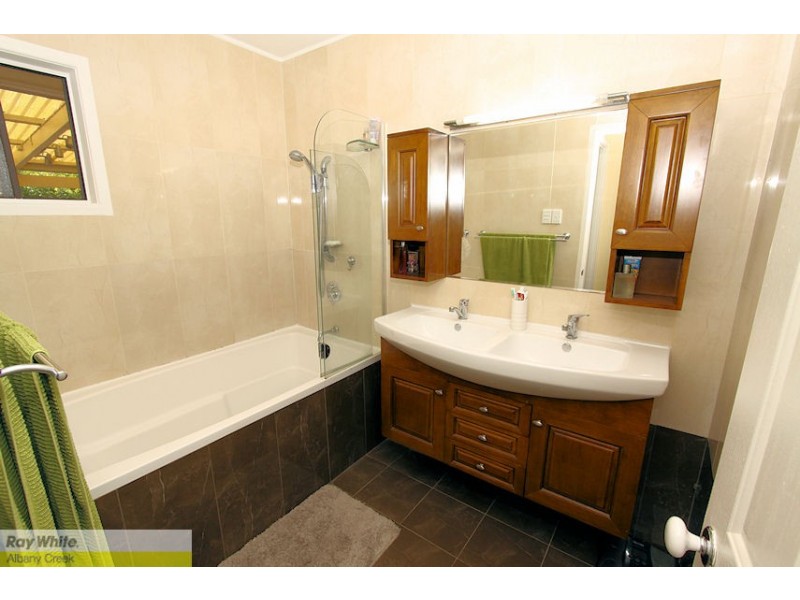 16 Balswidden St, Albany Creek QLD 4035