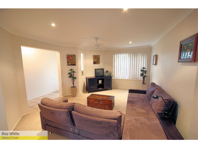 3 Wuruma Pl, Albany Creek QLD 4035