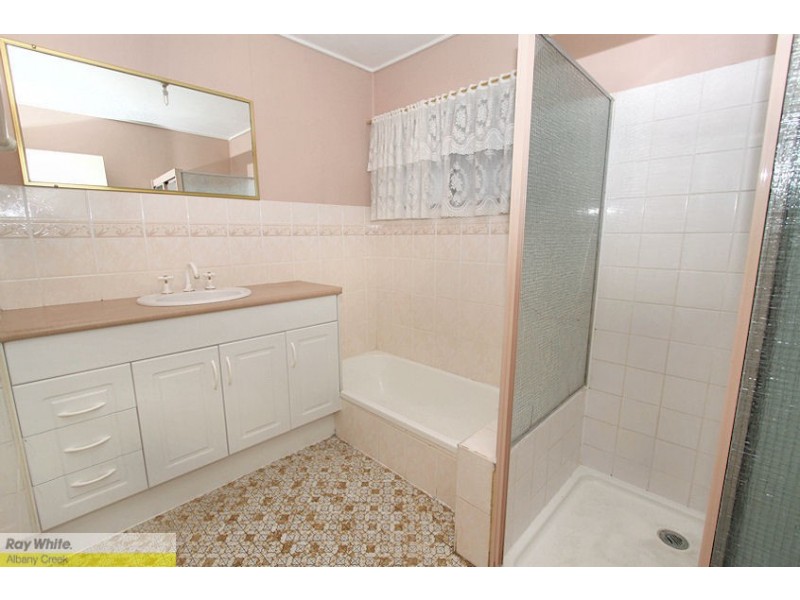 668 Albany Creek Road, Albany Creek QLD 4035