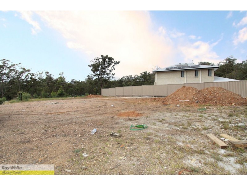 20 Page Close, Cashmere QLD 4500