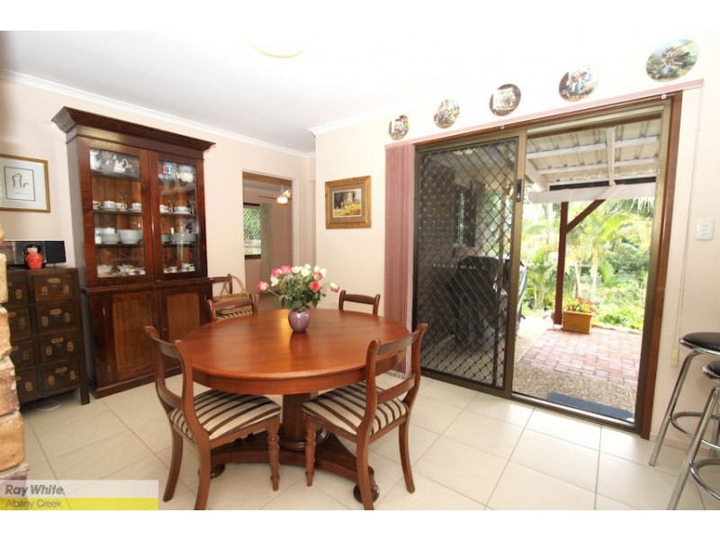 17 Gilford Cres, Albany Creek QLD 4035