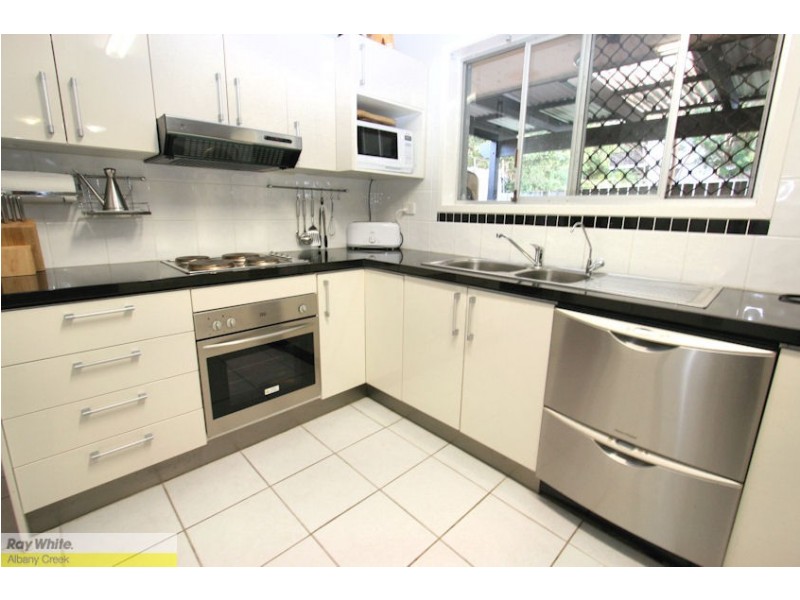 6 Du Kamp Street, Albany Creek QLD 4035