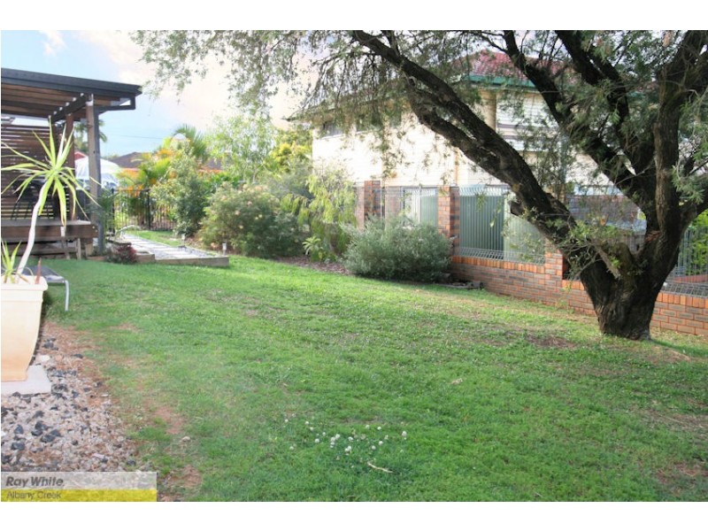 6 Du Kamp Street, Albany Creek QLD 4035